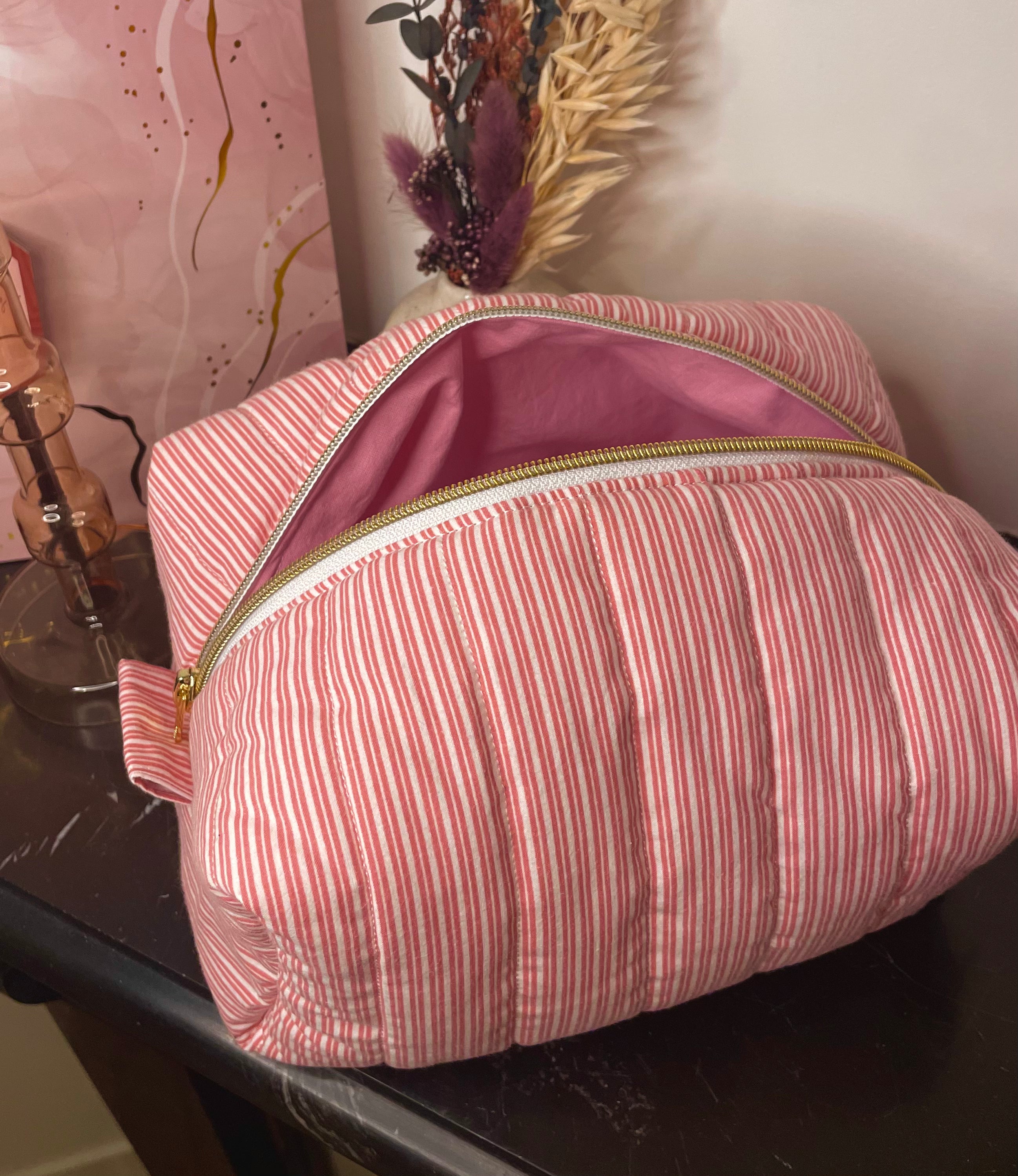 La trousse maquillage rose